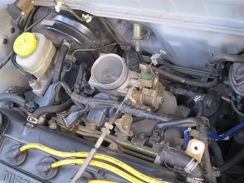 スロットルチャンバAssy脱着・清掃&パワーフロー取付①（日産 マーチ