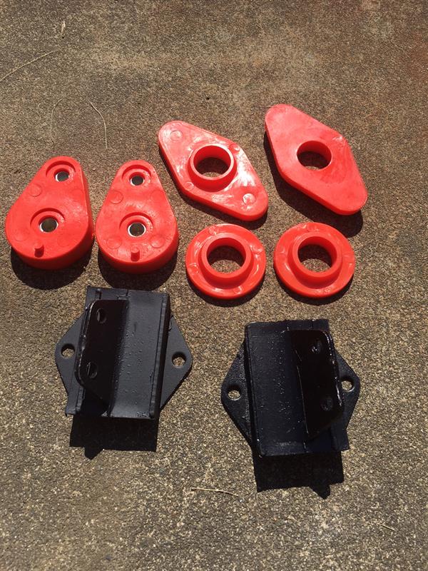 フロントサブフレームマウント 交換（ローバー ミニ・MK VII）by