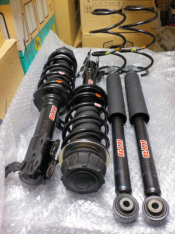 スズキ純正アルトワークス用サスペンション換装 其の壱 リア編（スズキ