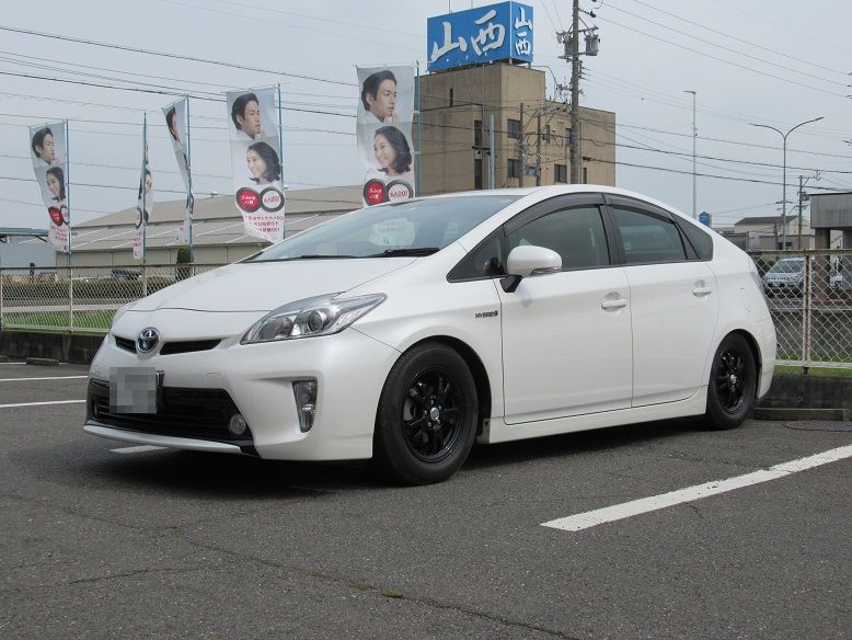 サスペンションリフレッシュ..プリウスZVW30 HKSハイパーマックスX 車