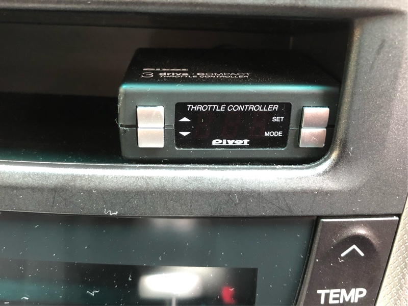 スロットルコントローラー ／ スロコン 取付（トヨタ ヴェルファイア