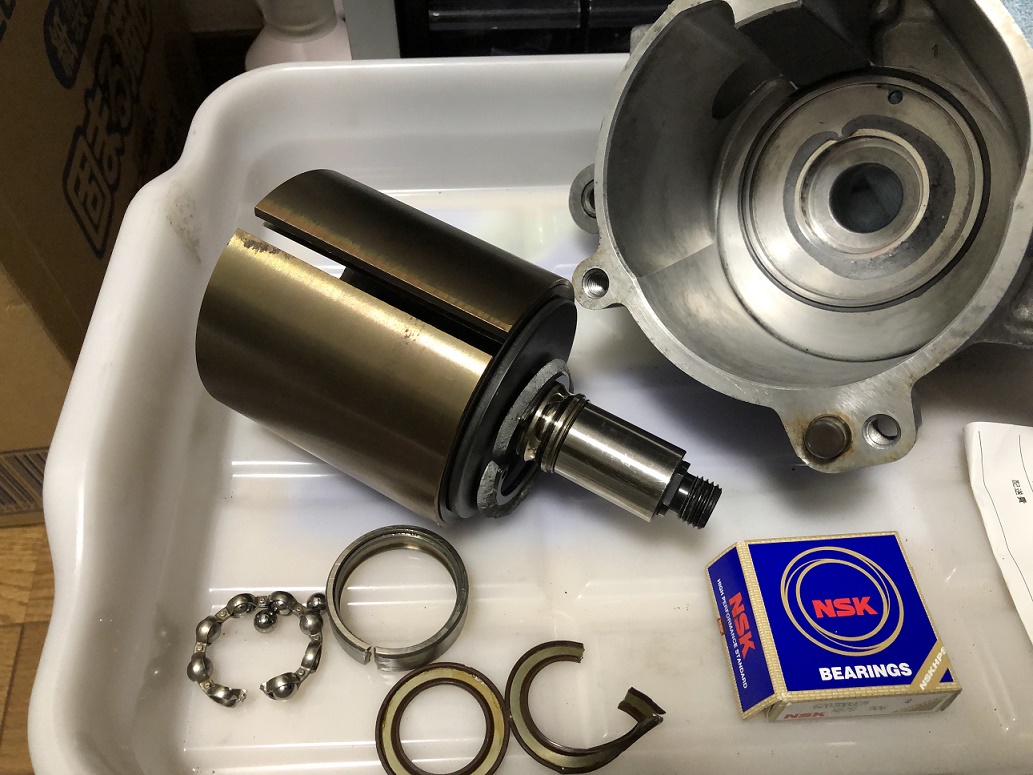 エアポンプ分解 第2章(FD3S) その2（完結しません）（マツダ RX-7