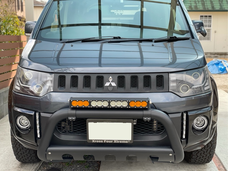 極光工房ヘッドライト取付後(＞人＜;)（三菱 デリカD:5・CV1W/CV2W