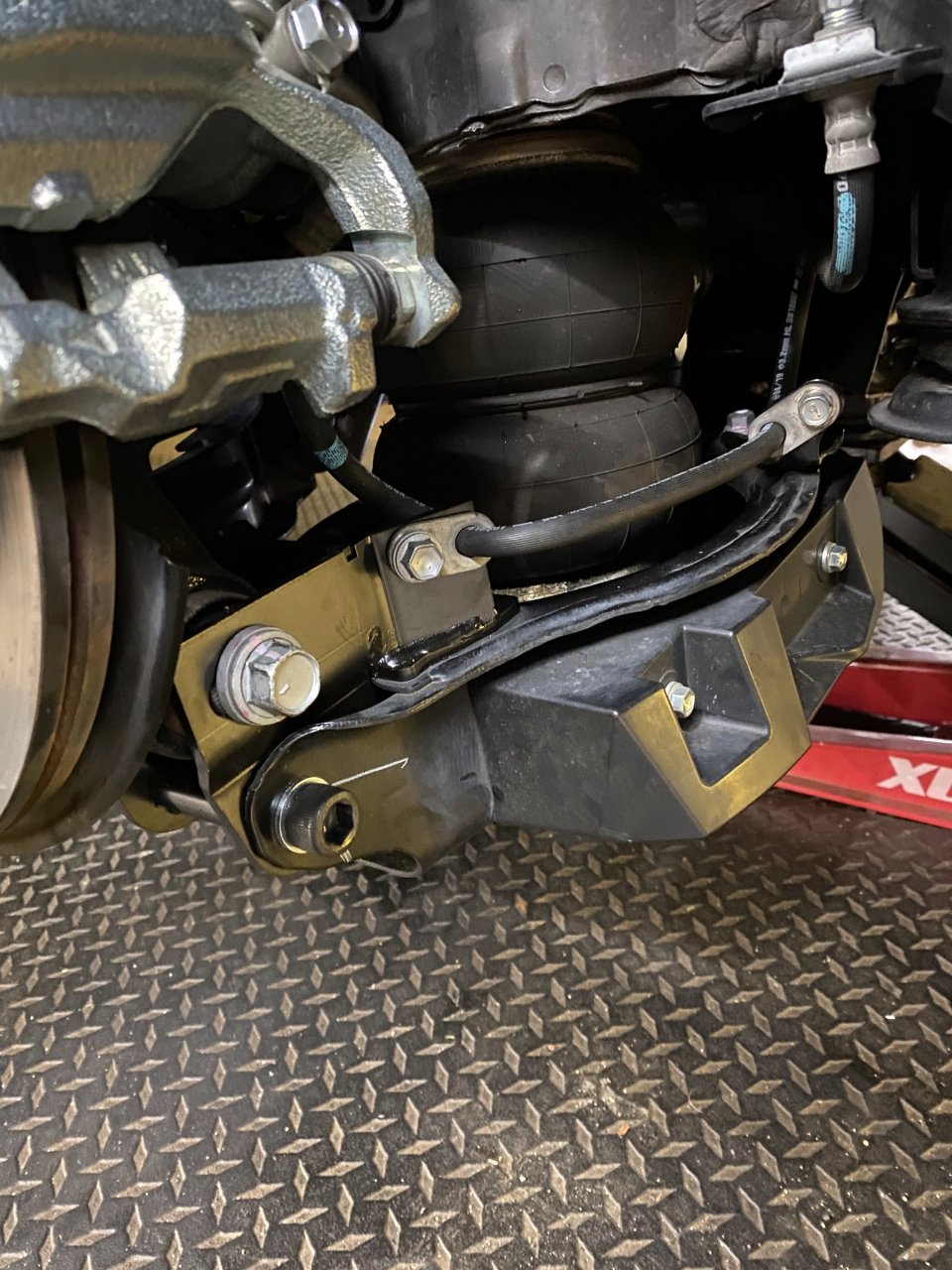 BEST STYLE リア スライドキャンバーキット取付🔧（トヨタ