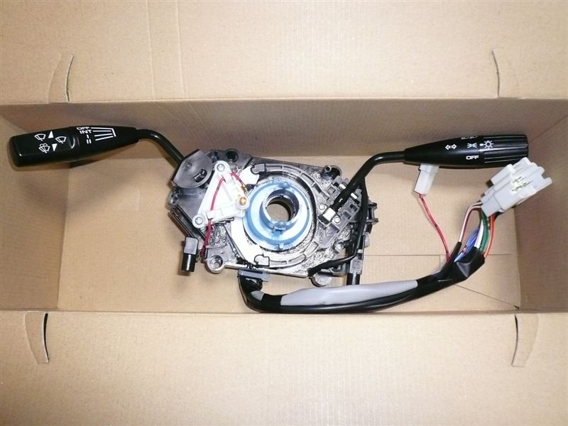 コンビネーションスイッチ交換 その①（マツダ ユーノスロードスター