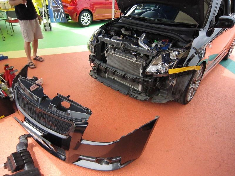 TM SQUARE カーボンインテークボックス取付（スズキ スイフトスポーツ