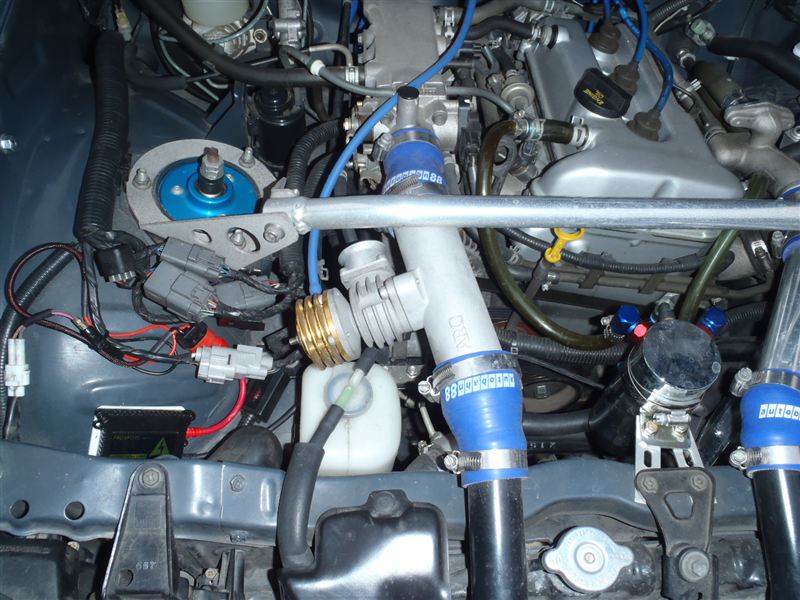 ﾌﾞﾛｰｵﾌﾊﾞﾙﾌﾞARC⇒HKSへ交換です。（スズキ カプチーノ）by カペリン