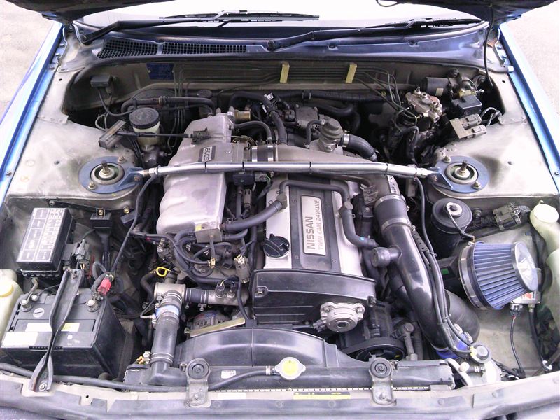 ニッサン純正リビルトエンジン、純正タービン交換（日産 スカイライン