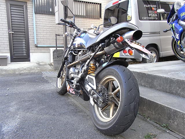 マフラー交換（センターアップ）（ホンダ エイプ100）by yan@のんち