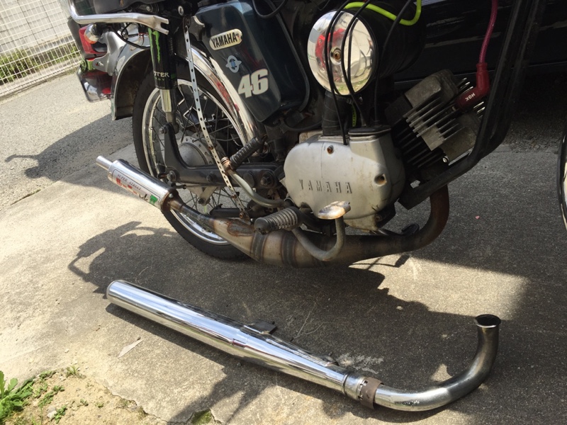 yb-1 2st マフラー 純正マフラーに交換だ！（ヤマハ YB-1）by