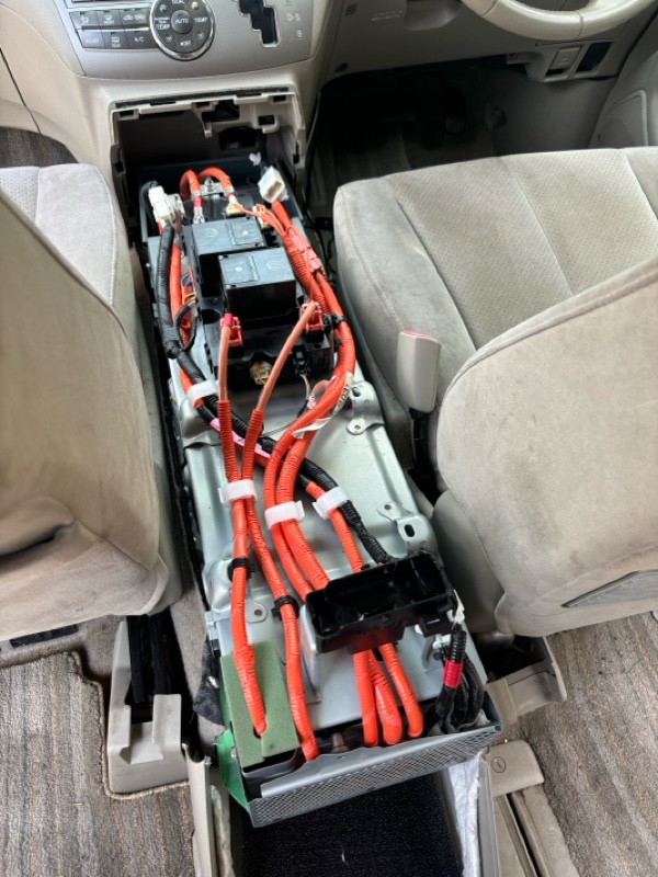 ボルテージセンサー交換（トヨタ エスティマハイブリッド・20系）by