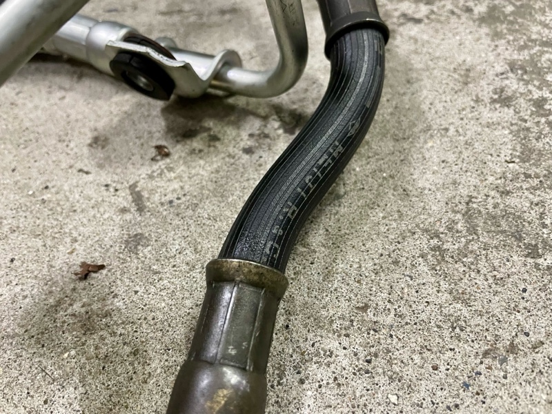 パワステホース交換（三菱 デリカスペースギア・PxxW）by youcancan