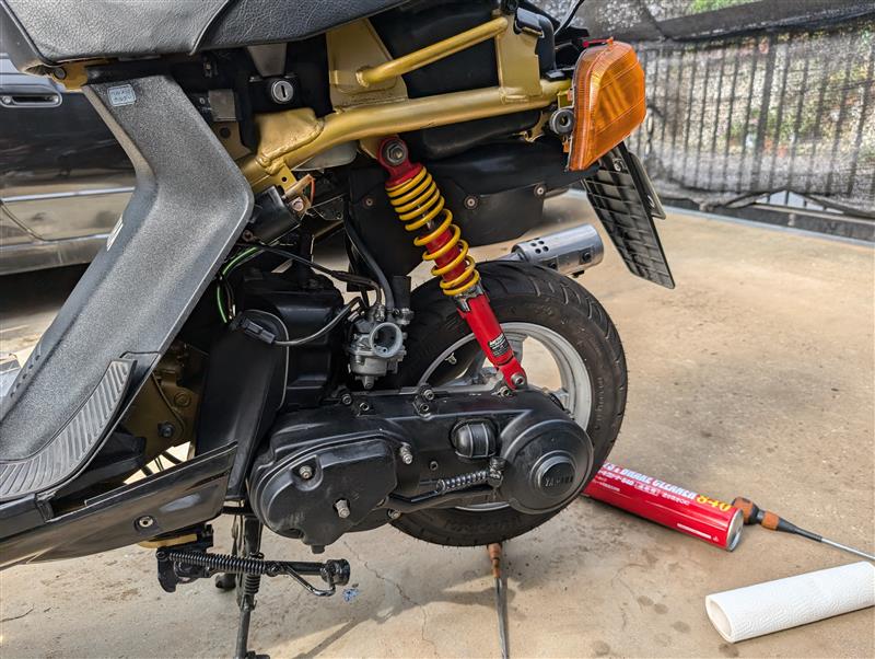 2NA チャンプRS リアサスペンションの交換（ヤマハ チャンプRS）by al