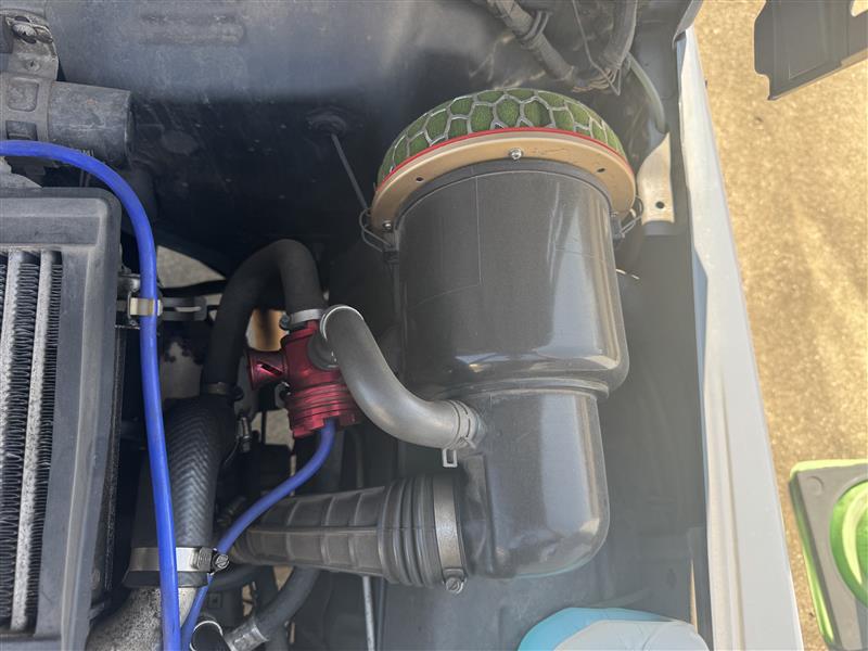 毒毒キノコエアクリーナー＆ブローオフバルブ交換（スズキ ジムニー