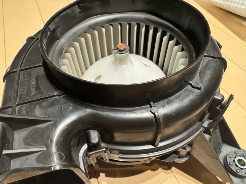 IMA IPUクーリングファンAssy交換（ホンダ CR-Z・ZF）by Iruden - みんカラ