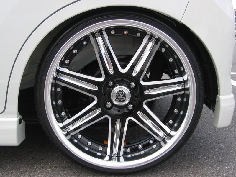 CLUB LINEA L612 CRIMSON(クリムソン)のホイールの口コミ・パーツ