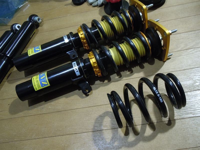 SSType XYZ JAPAN(エックスワイジージャパン)の車高調キットの口コミ