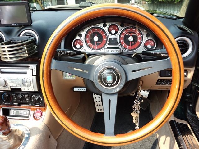 CLASSIC WOOD ウッド＆ブラックスポーク NARDI(ナルディ)の
