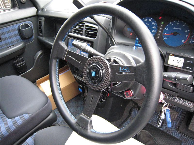 NARDI'06 TANIGUCHI STYLE 34 NARDI(ナルディ)のステアリングの口コミ