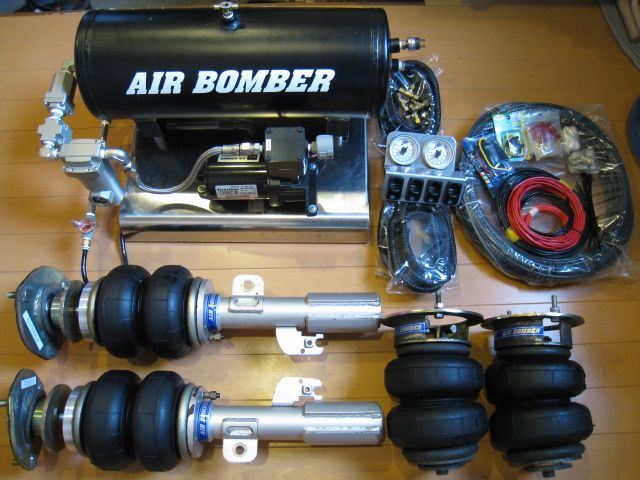 AIR BOMBER ACC inc.(エーシーシー)のエアサスキットの口コミ・パーツ