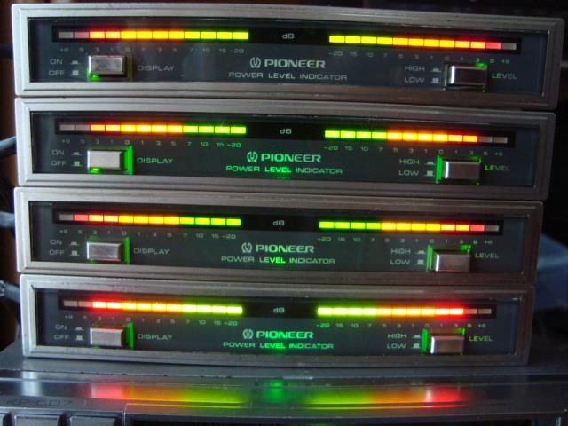 PIONEER / carrozzeria レベルインジケーター RD-150 のパーツレビュー