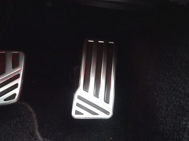 トヨタ(純正) JZX110系用アクセルペダル(寒冷地用) のパーツレビュー