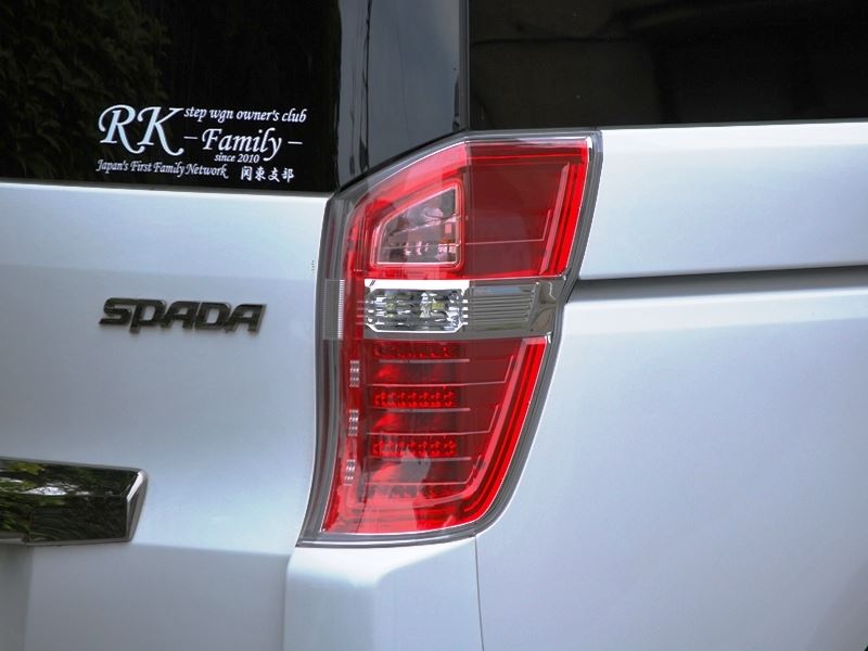ホンダ(純正) ステップワゴン RK1(2) 後期テール のパーツレビュー