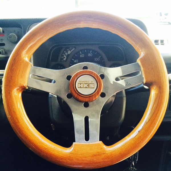 OBA ウッドステアリング 28パイ 長穴 のパーツレビュー | サンバー
