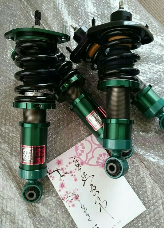 日正タイヤ 日正タイヤ ワンオフ車高調 のパーツレビュー