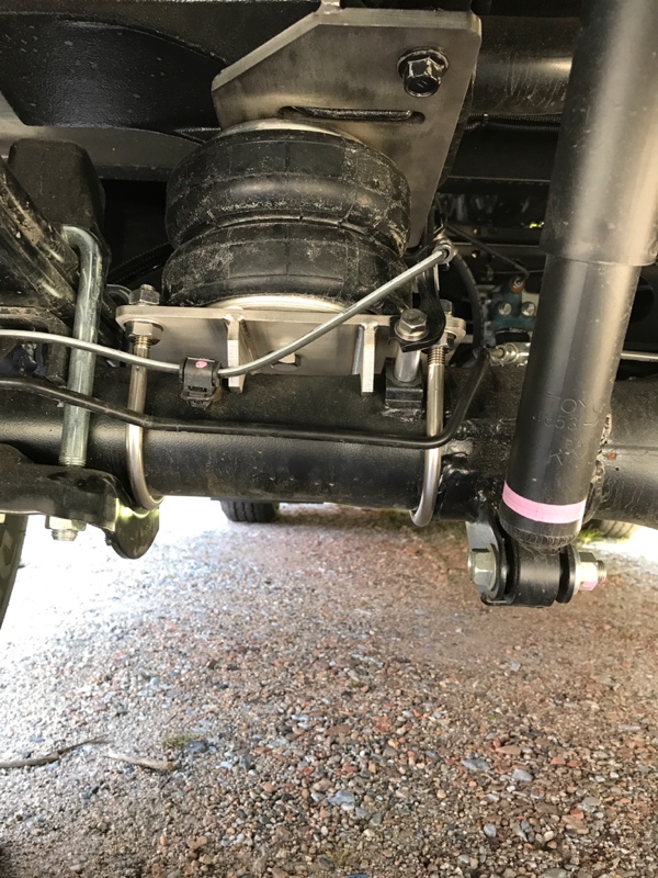 CLIMB（クライム） カムロード用エアサス のパーツレビュー