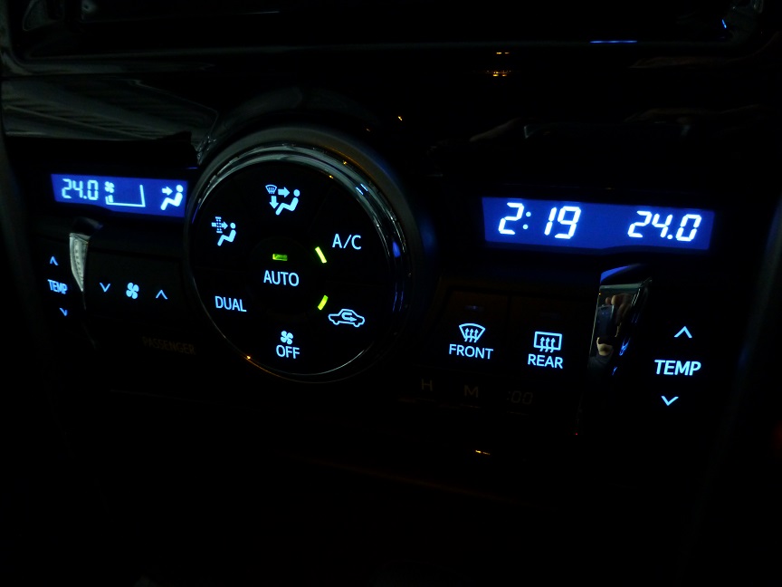 トヨタ(純正) エアコンパネル のパーツレビュー | マークX(かるび