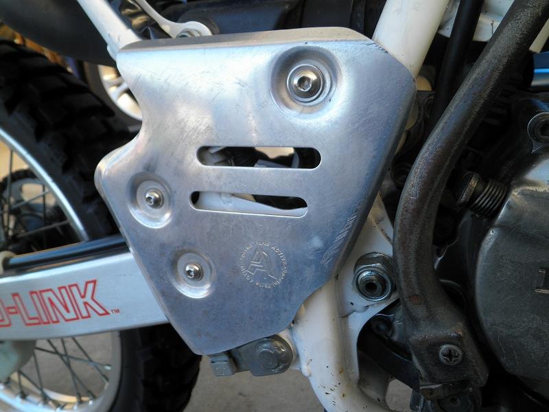 ACTIVE フレームガード のパーツレビュー | XR250R(jumbo@916) | みんカラ