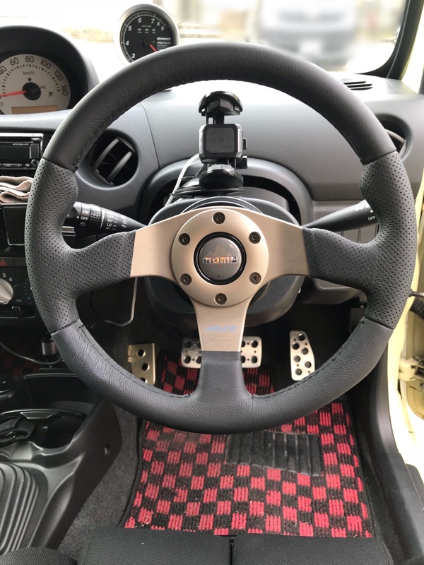 momo RACE (320mm) のパーツレビュー | エッセ(S.Yuttil) | みんカラ