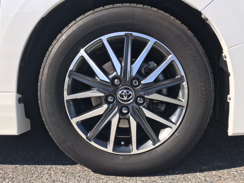 トヨタ(純正) 80系ノア・ヴォクシー 純正ホイール のパーツレビュー