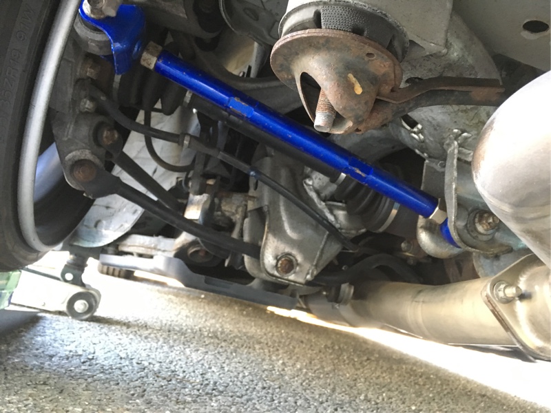 Megan Racing トーコントロールアーム のパーツレビュー