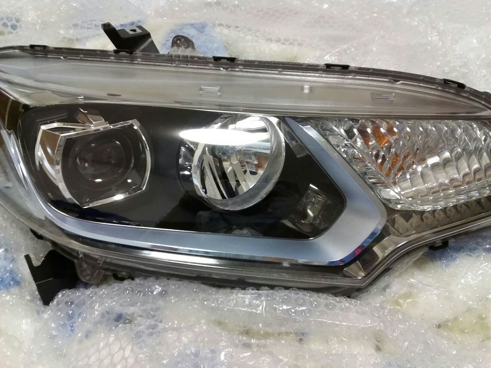 ホンダ(純正) ヘッドライト/ヘッドライトユニット のパーツレビュー