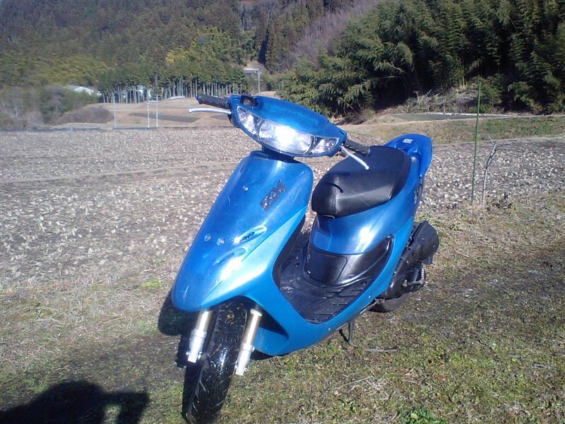 ホンダ純正 ライブディオZX '00限定 サイバークリアブルー外装 の