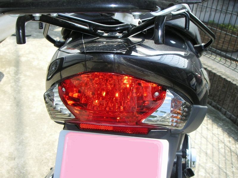 v125g 廃盤希少新品台湾テール(紅白テール)