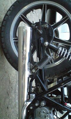 ペイトンプレイス コンチマフラー のパーツレビュー | SR400(榛名に