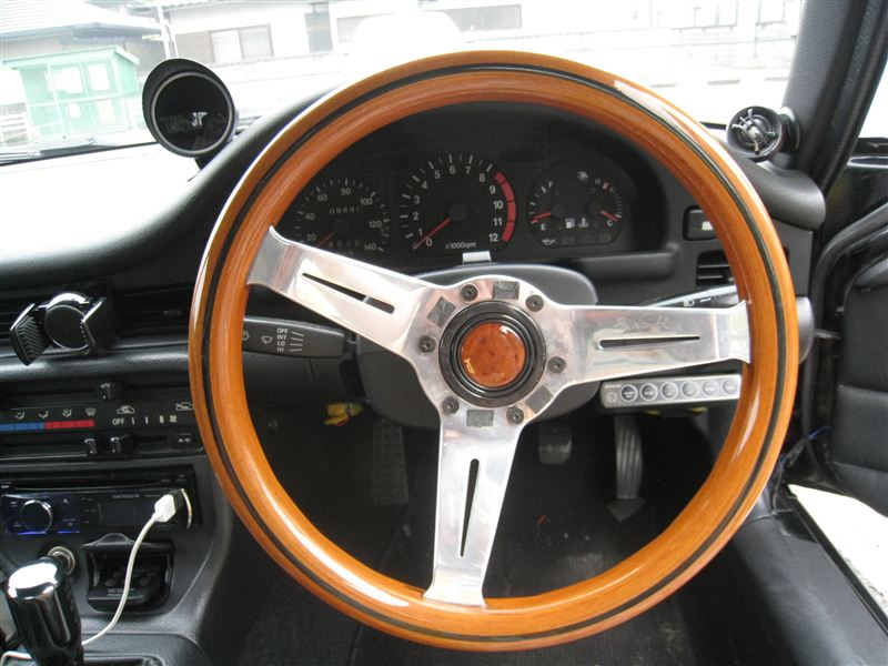 希少【NARDI Classic】32.5Φ ウッドステアリング即決大歓迎