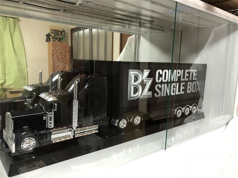B'z COMPLETE SINGLE BOX Trailer Edition トレーラー届きました
