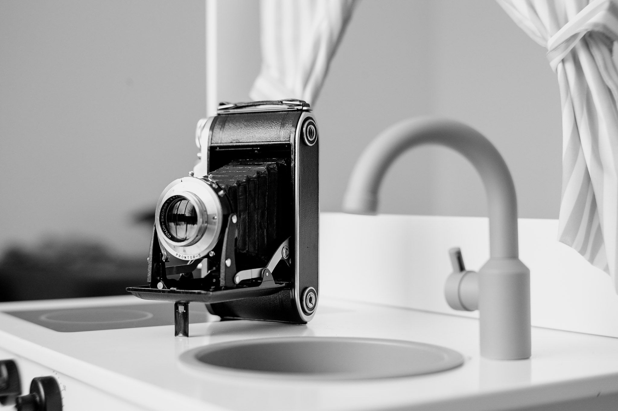 Voigtländer Bessa I With Color-Skopar 105mm f3.5 Review - 50mmF2