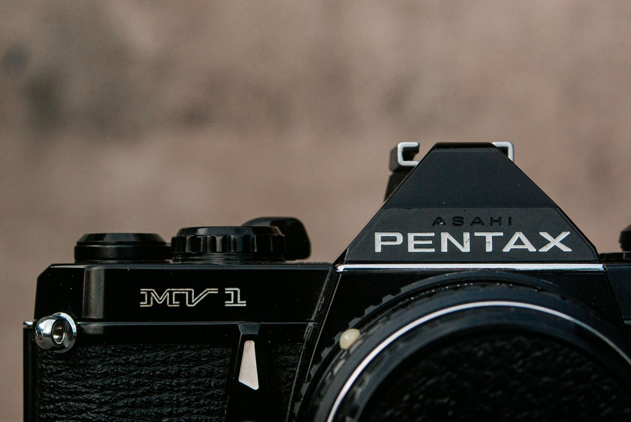 Pentax MV1 Camera Review - 50mmF2