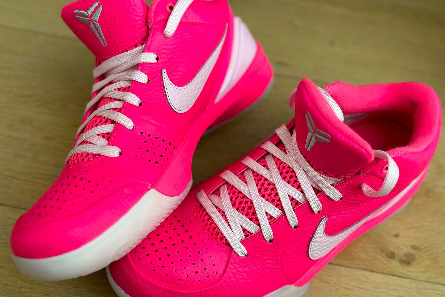 A Second Love-Themed Kobe 8 Captures Vanessa's Heart - Industry News