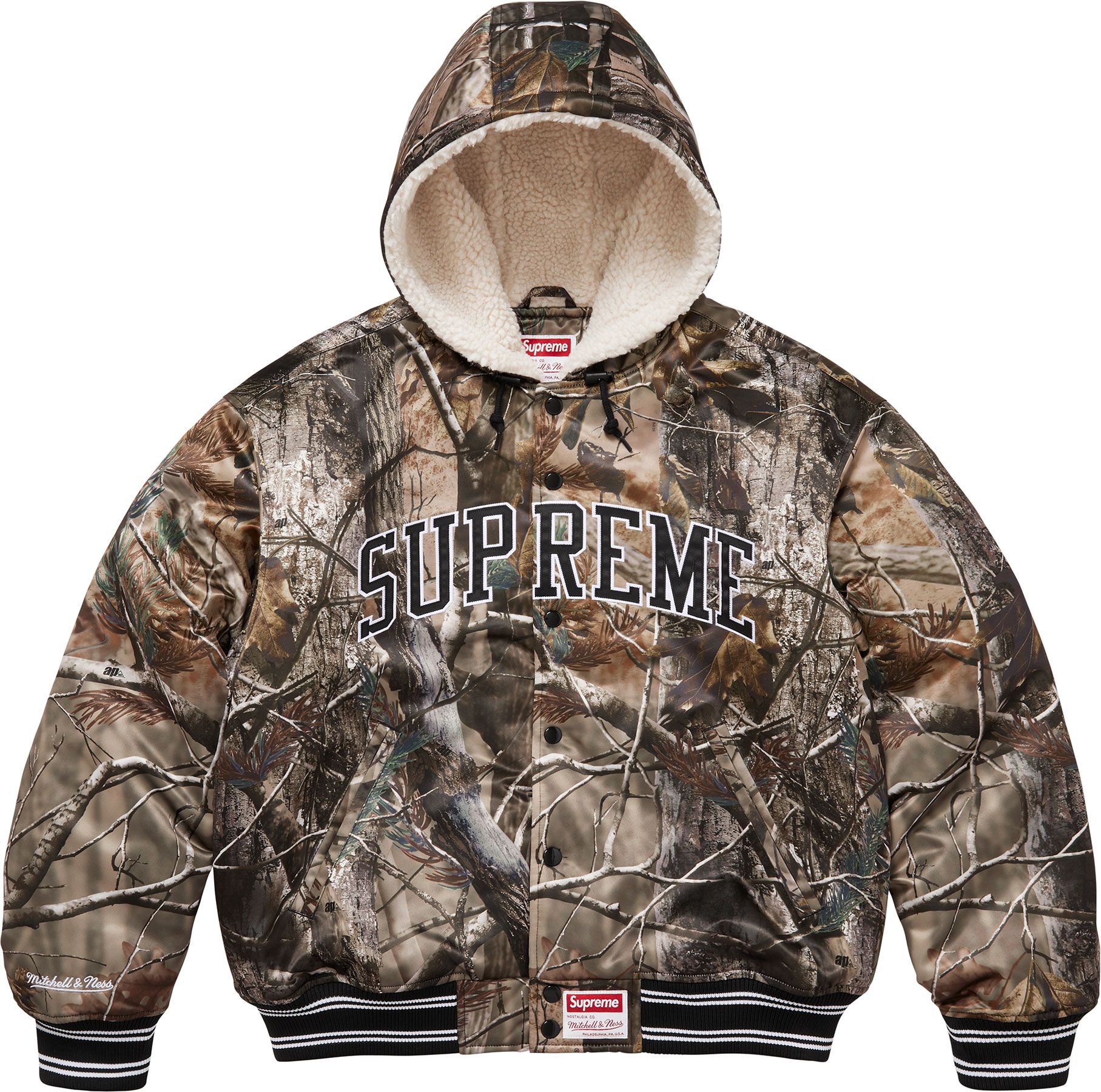Fall/Winter 2025 Preview – Supreme