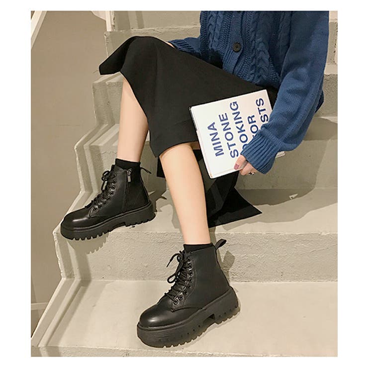 厚底サイドジップショートブーツ「※小さめのつくり 普段より＋1サイズ