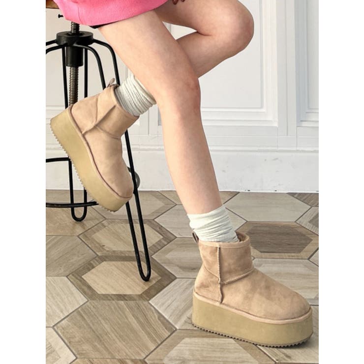 プラットフォームフェイクムートンブーツ[品番：MKSW0061226]｜GYDA