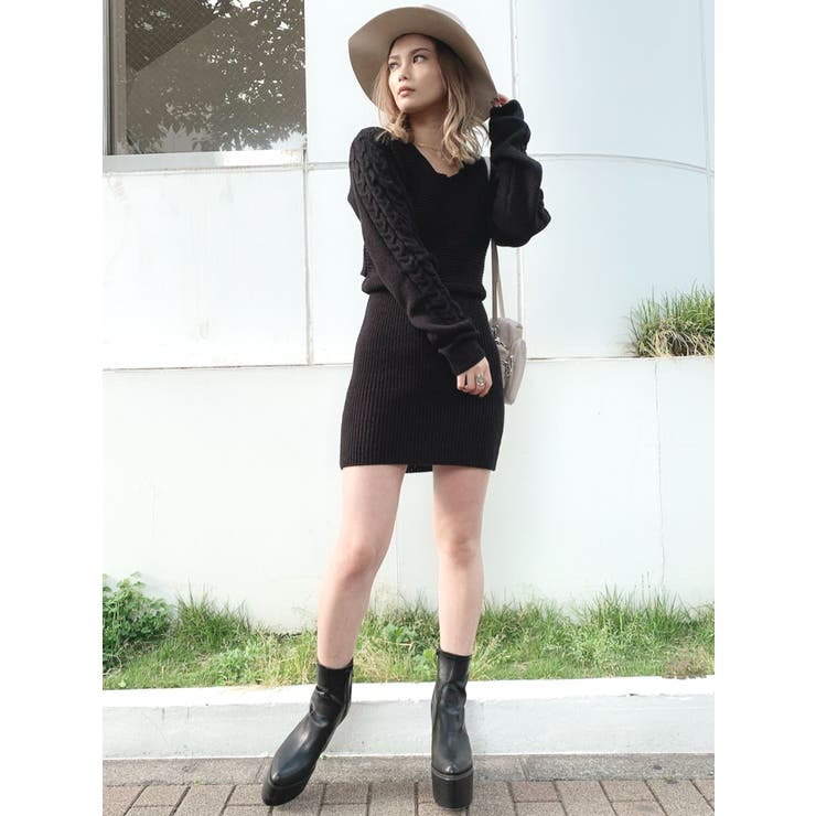 バックオープンタイトニット ワンピース[品番：MKSW0032057]｜GYDA