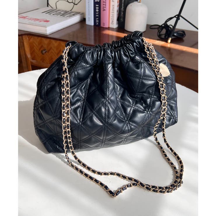 ハートチャームキルティングチェーンショルダーバッグ[品番