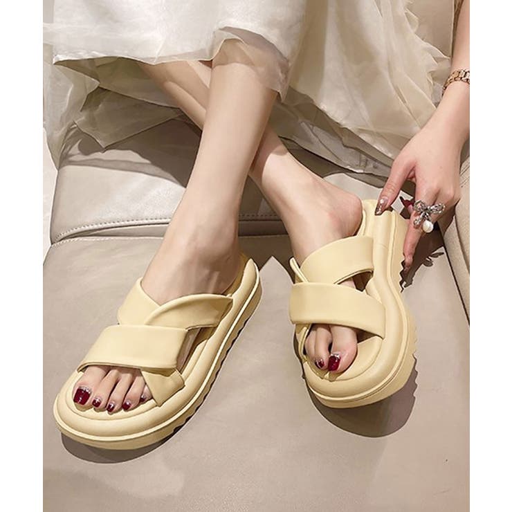 厚底サンダル レディースフラットサンダル 軽量おしゃれ[品番